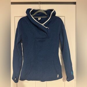Stio Women's Navy Blue Hooded Sweatshirt